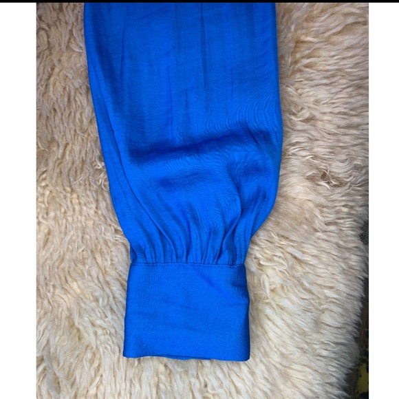 Vibrant Blue Blouse - Picture 3 of 5